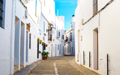 Versteckte Juwelen in Andalusien, Spanien: Vejer de la Frontera, Carmona, und Antequera
