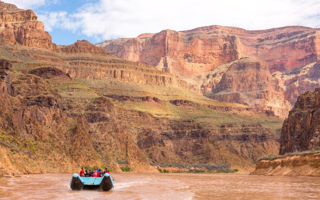 Jenseits der Aussicht: Entdecke die Kultur- und Naturwunder des Grand Canyon West