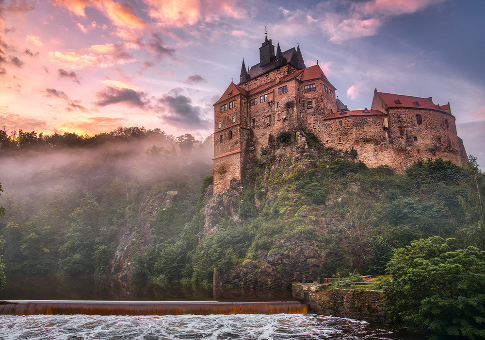 Look for castles in Leipzig, Germany